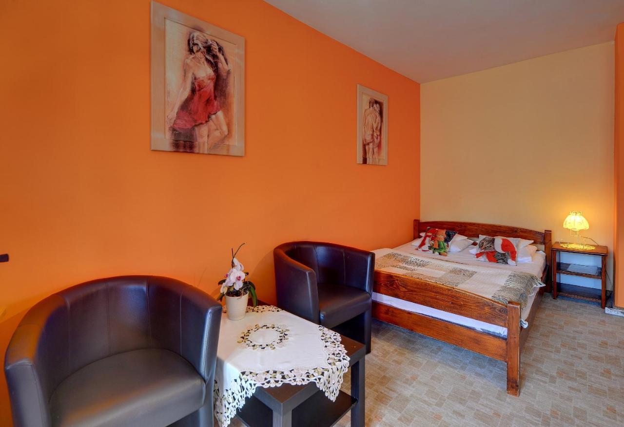 Apartamenty I Pokoje Karpacz - Centrum Karpacza, Parking W Cenie! Buitenkant foto