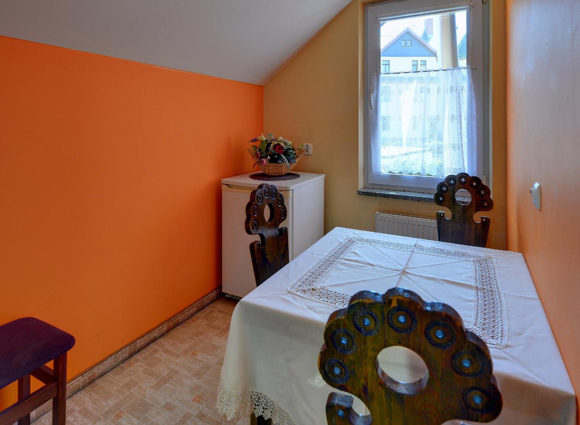 Apartamenty I Pokoje Karpacz - Centrum Karpacza, Parking W Cenie! Kamer foto