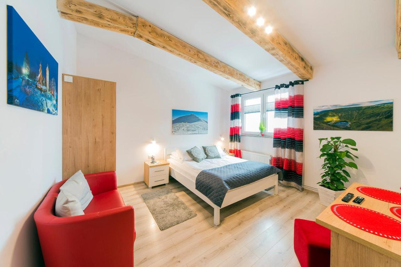 Apartamenty I Pokoje Karpacz - Centrum Karpacza, Parking W Cenie! Buitenkant foto